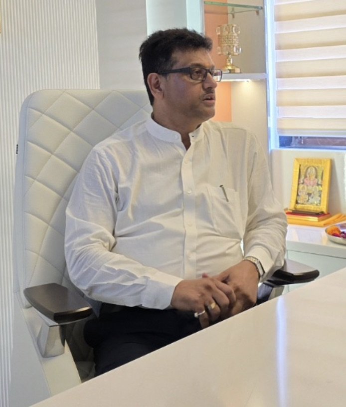 Shri Dineshkumar Singh - Sandisa Reality Private Limited